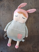 TF Mochila Doll